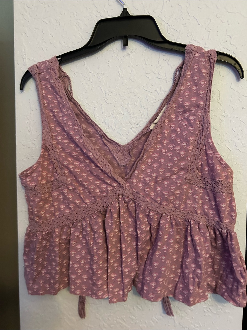 Lucky Brand Pink Lace-Trim Floral Sleeveless Top